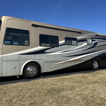 Thumbnail of RV
