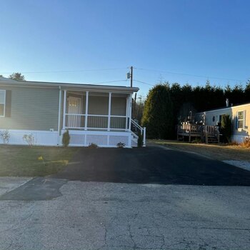 Thumbnail of mobile home