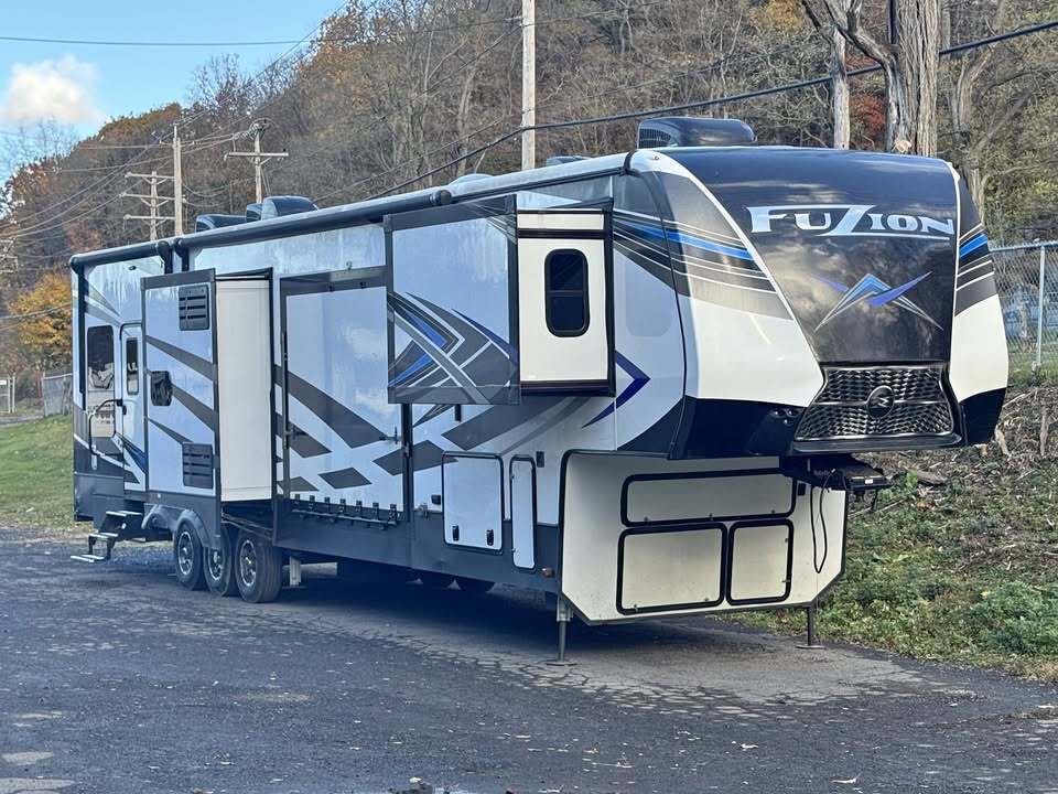 Photo of Rv