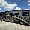 RV for Sale: 2018 VENTANA LE 4002