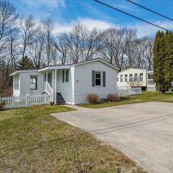 Thumbnail of mobile home