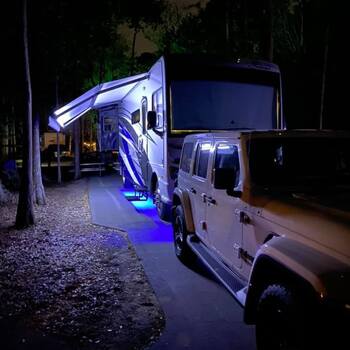 Thumbnail of RV