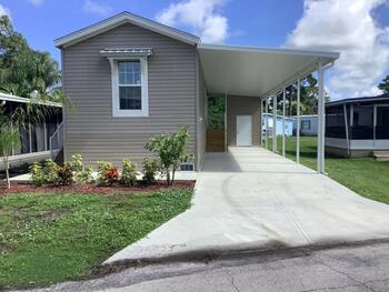Thumbnail of mobile home