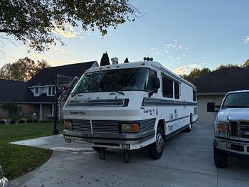 Thumbnail of RV