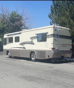 Thumbnail of RV
