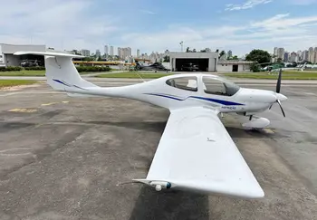 7760/diamond-da40-180-star-2005-flightmarket-id-7760-07260.webp