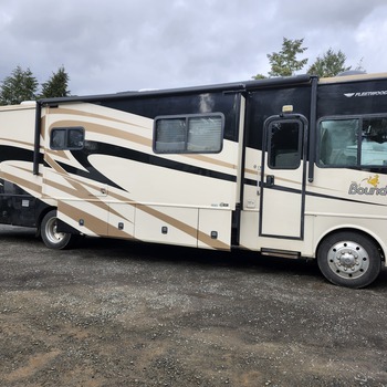 Thumbnail of RV