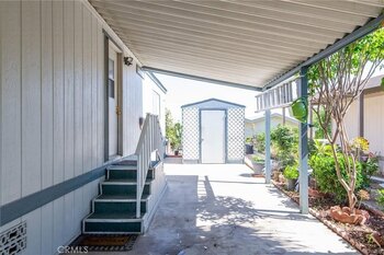 Thumbnail of mobile home