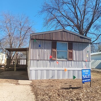Thumbnail of mobile home