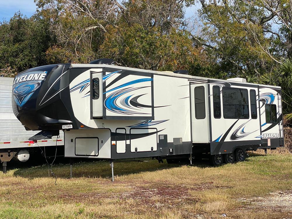 Photo of Rv