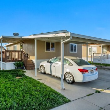 Thumbnail of mobile home
