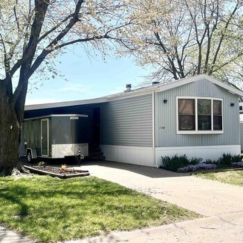 Thumbnail of mobile home