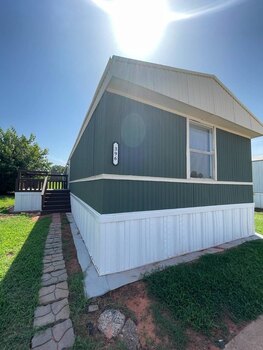 Thumbnail of mobile home