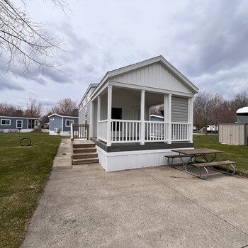 Thumbnail of mobile home
