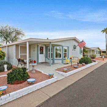 Thumbnail of mobile home
