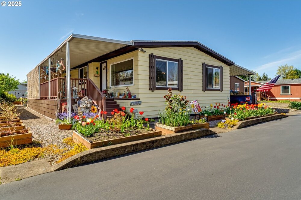 Photo of Mobile Home
