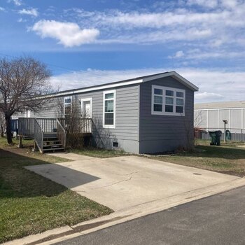 Thumbnail of mobile home