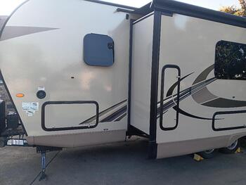 Thumbnail of RV