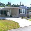 Mobile Home for Sale: 2 Bed, 2 Bath Home At Lake Griffin Harbor Village, Leesburg, FL
