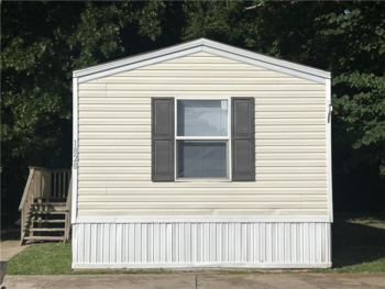 Thumbnail of mobile home