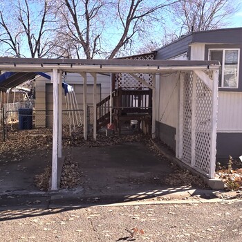 Thumbnail of mobile home