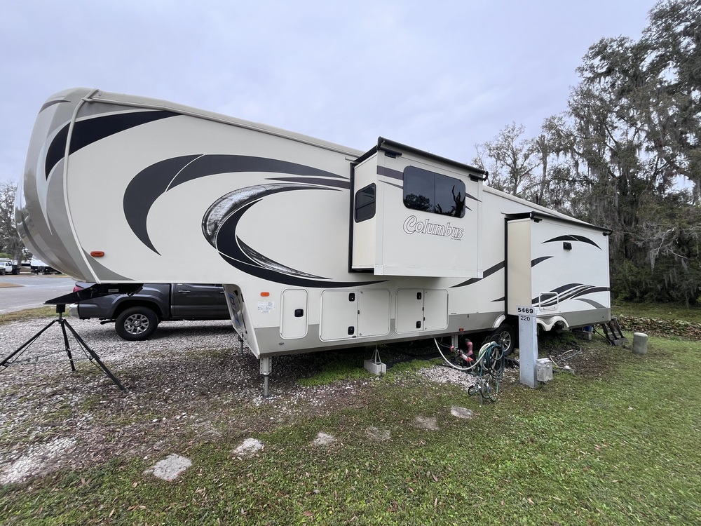 Photo of Rv