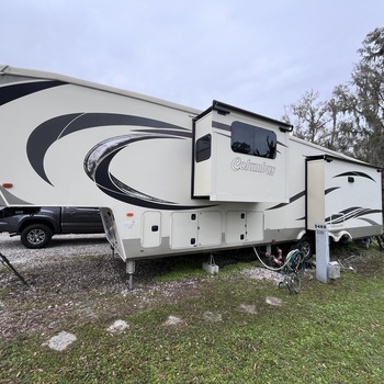 Thumbnail of RV