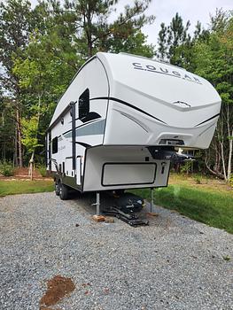 Thumbnail of RV