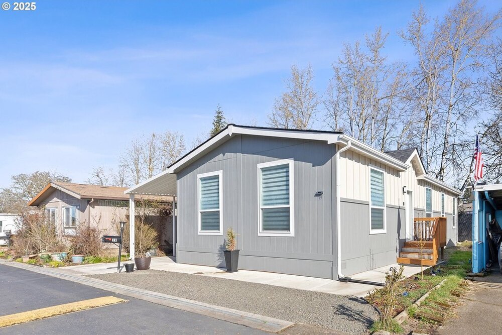 Photo of Mobile Home