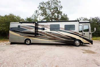 Thumbnail of RV