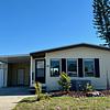 Mobile Home for Sale: 2 Bed 2 Bath 1988 Fuqu
