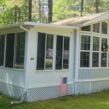 Thumbnail of mobile home