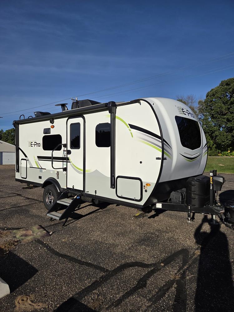 Photo of Rv