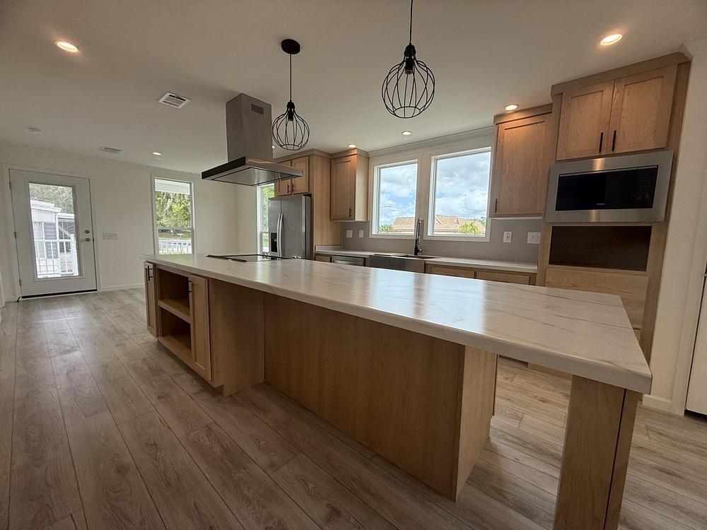 Camelot Lakes Village