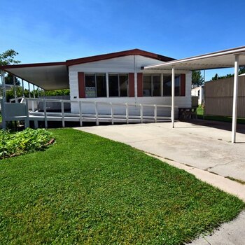 Thumbnail of mobile home