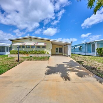 Thumbnail of mobile home