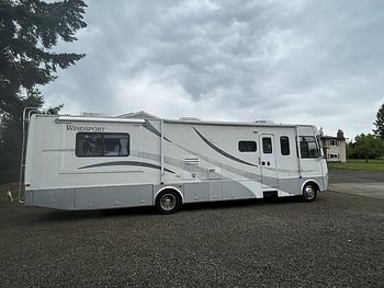 Thumbnail of RV