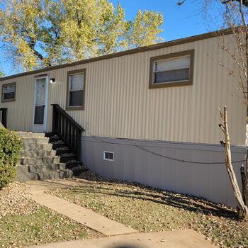 Thumbnail of mobile home