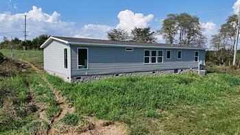Thumbnail of mobile home