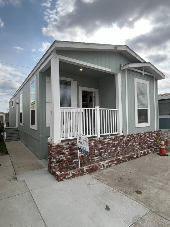 Photo of Mobile Home