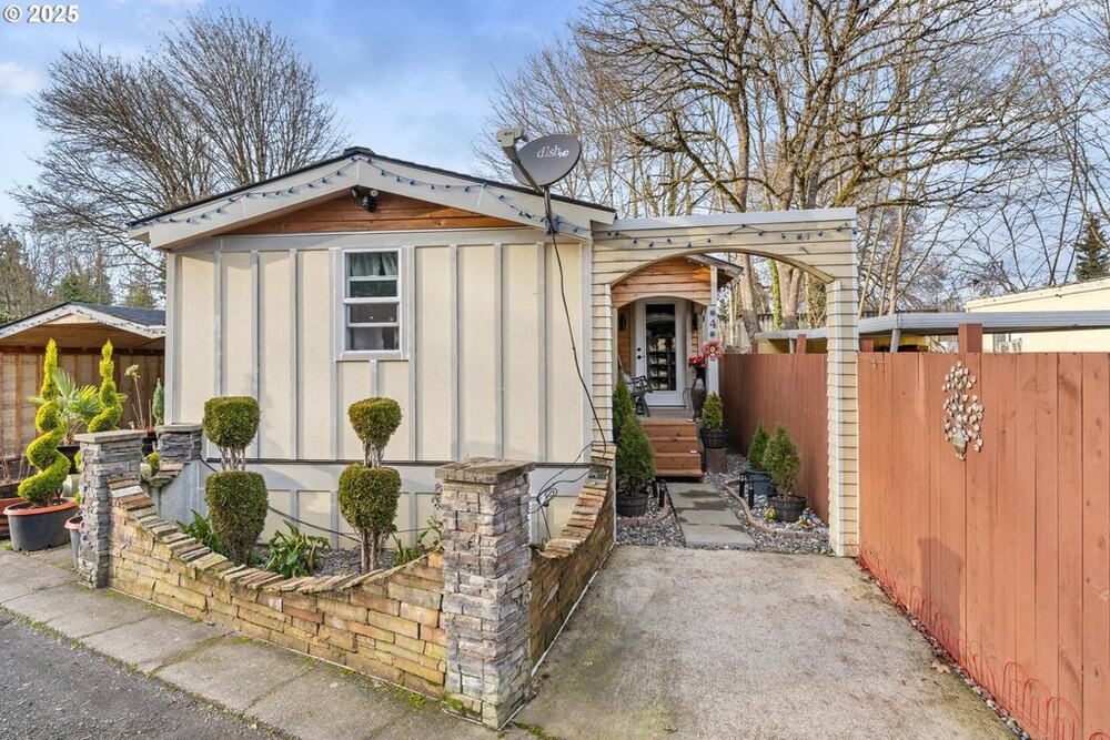 Photo of Mobile Home