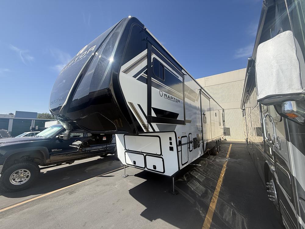 Photo of Rv