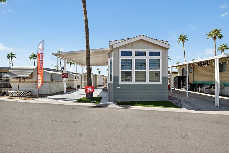 Photo of Mobile Home