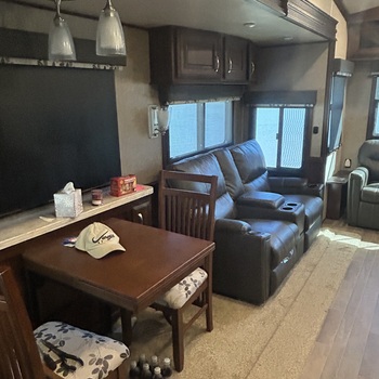 Thumbnail of RV