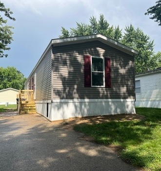Thumbnail of mobile home