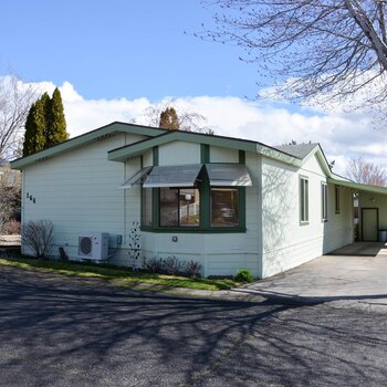 Thumbnail of mobile home