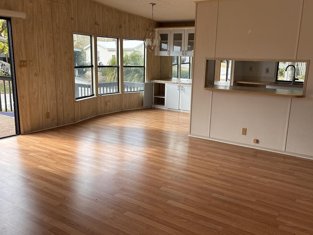 Camelot Lakes Village