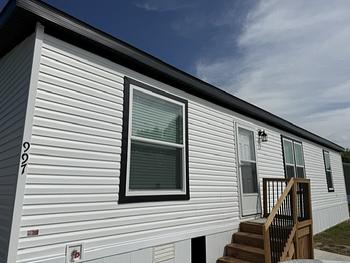 Thumbnail of mobile home
