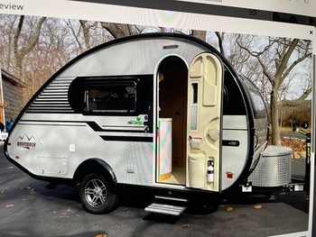 Thumbnail of RV