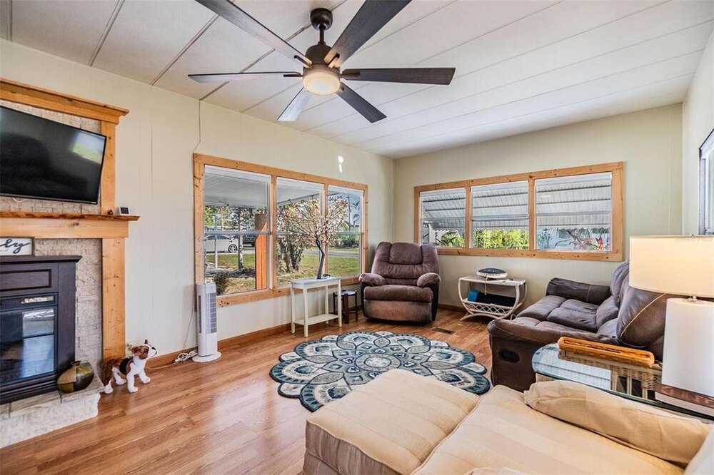 Photo of Mobile Home